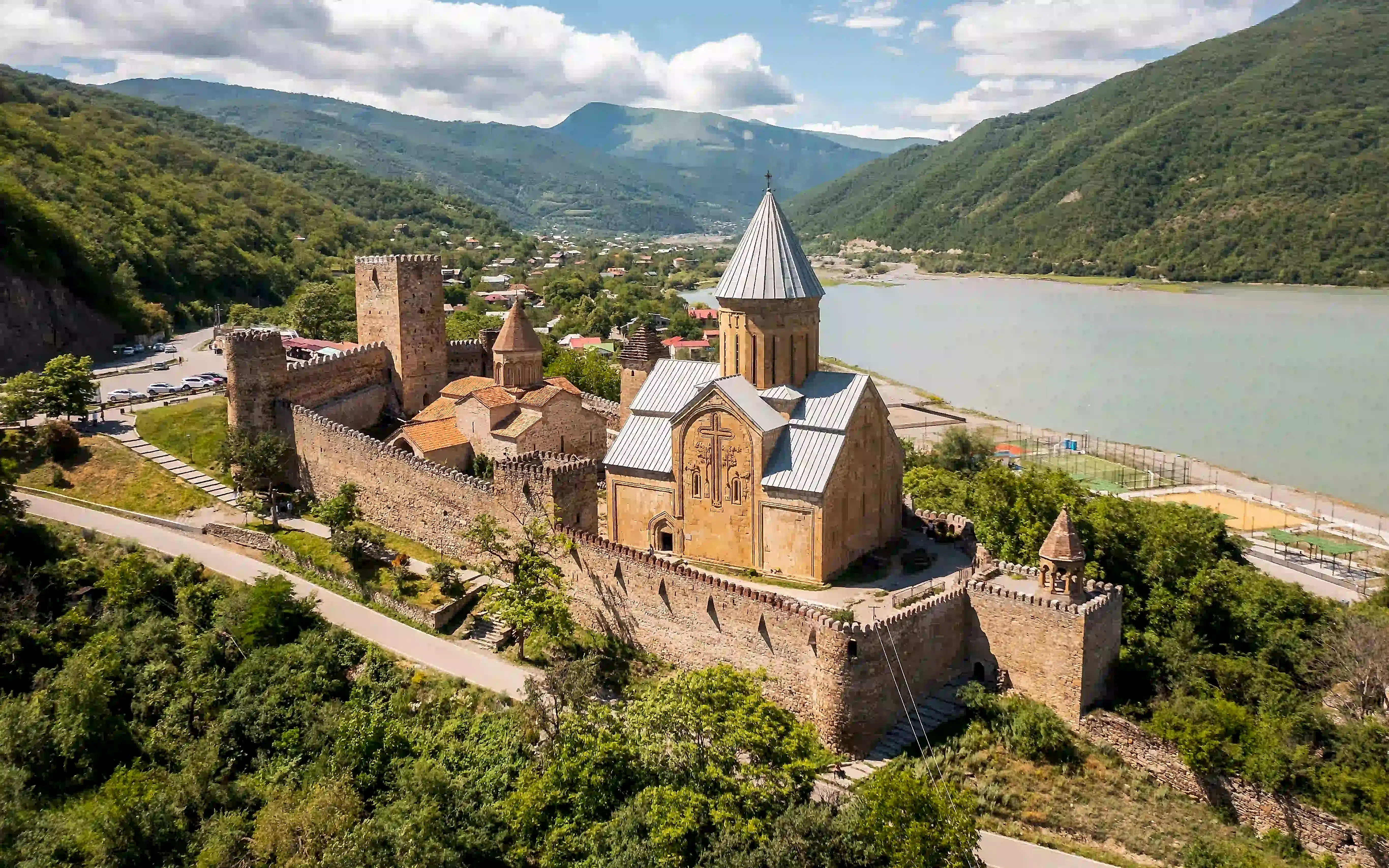 Gürcistan Yaylaları Turu