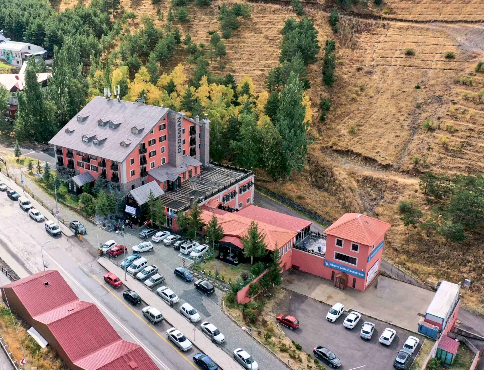 Dedeman Palandoken Ski Lodge